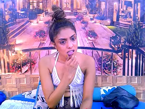 IndianPretty14u2Luv webcam stripchat model stream image