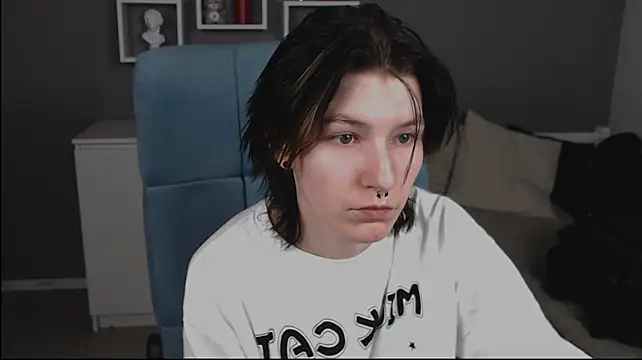 guitarandangell live cam on StripChat