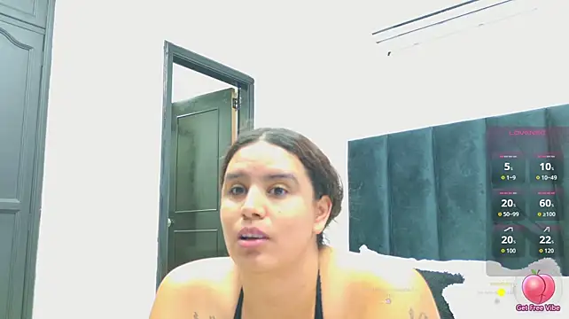 Mariagaitan1 live cam on StripChat