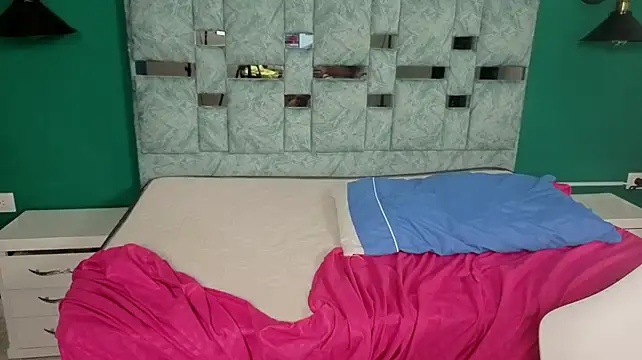 abellaa_lovv webcam stripchat model stream image
