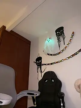 Zarahs_Blare1 webcam