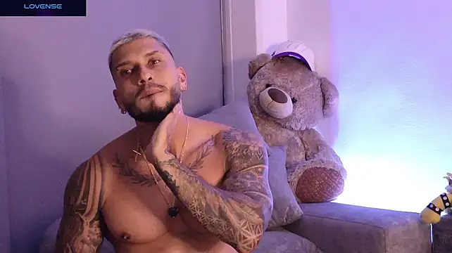 Seth_Vegaa live cam on StripChat