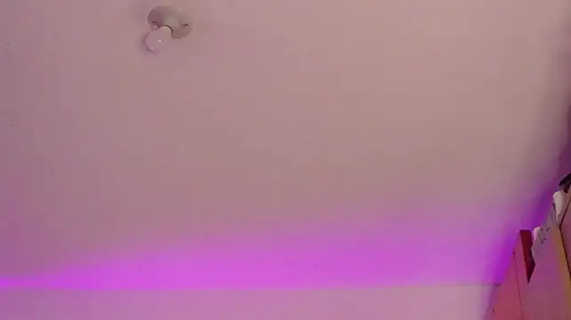 AnastasiaGreey live cam on StripChat