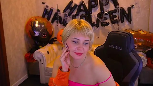 AmaraNights live cam on StripChat