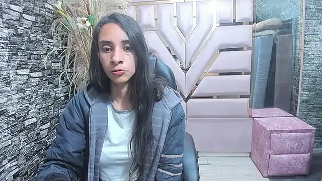 RoxanaSiranohh webcam
