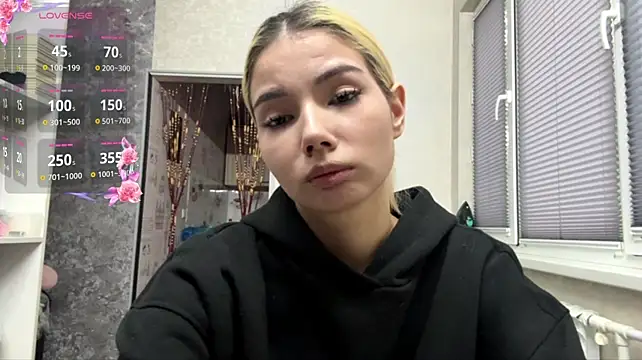 VersieWoodal live cam on StripChat