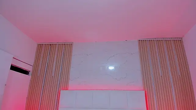 Gigithegoat live cam on StripChat
