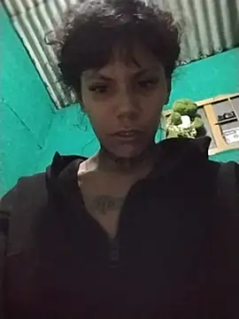 Majo_Ferrer live cam on StripChat