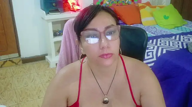 hottplay live cam on StripChat