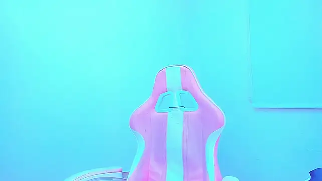 Ariana_f