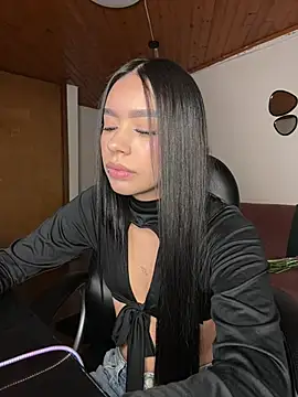 Karina_pink19 live cam on StripChat