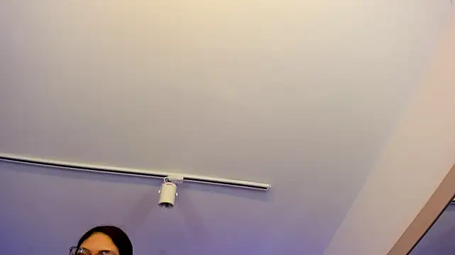 Vixen Rouge on Stripchat