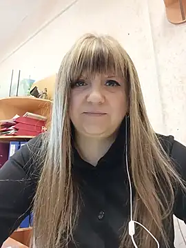 Office_Albertina live cam on StripChat