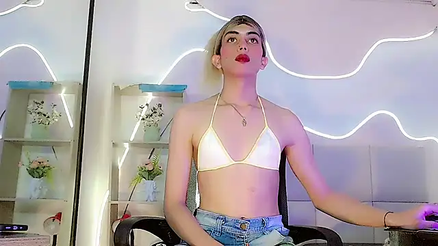 Daniela_Pink_