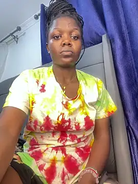 Black_prettty live room snapshot on Stripchat