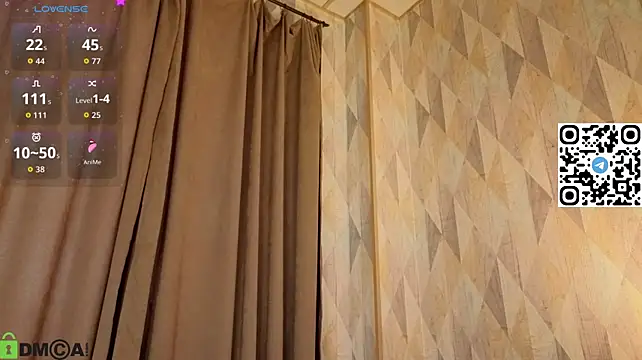 Michelle_Blond