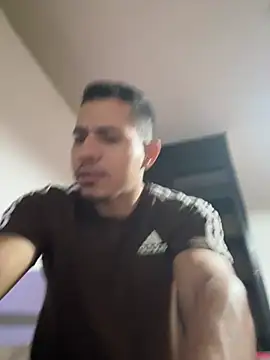 im_steven (Ask my age) - public handjob