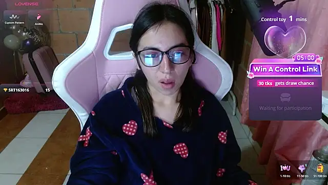 Maggie_Fox3 live cam on StripChat