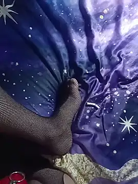 loveangelx (G young) - changing dresses