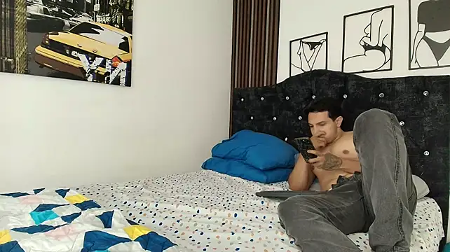 hott_dicks live cam on StripChat