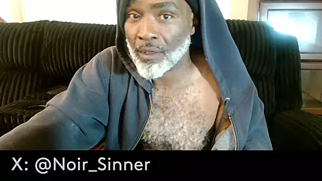 sinnernoir live cam on StripChat
