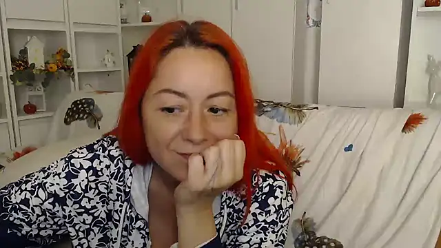 _karolynesyera_ live cam on StripChat