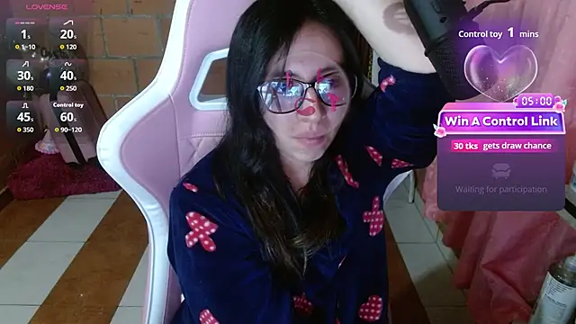 Maggie_Fox3 live cam on StripChat