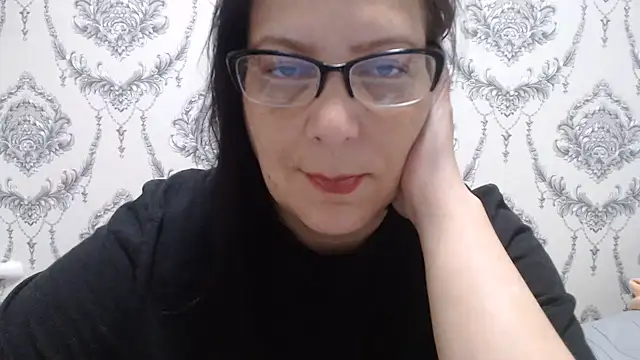 Mirabelle_Sweetie live cam on StripChat