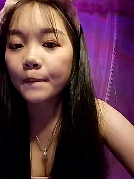 Baa-bee22 live cam on StripChat