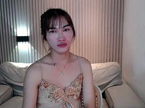 Ur_sweetchanel live cam on StripChat