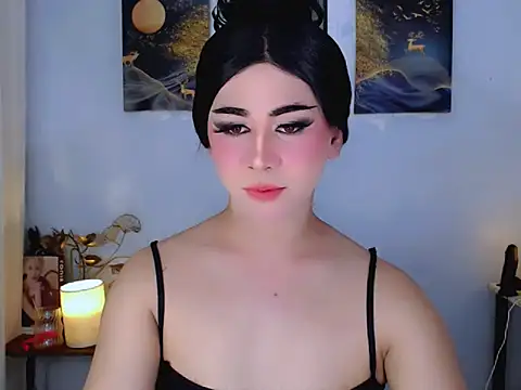 Bini_Red live cam preview