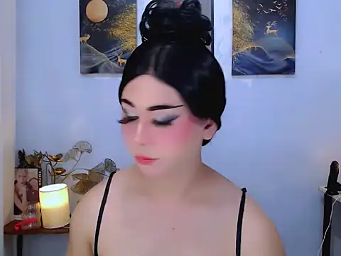 Bini_Red live cam preview