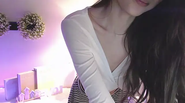 VeliaSai live cam preview
