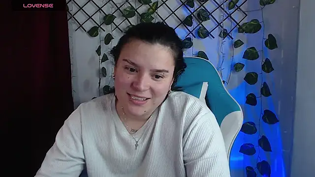 Nika_1_ live cam on StripChat
