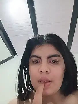 sara_blow7