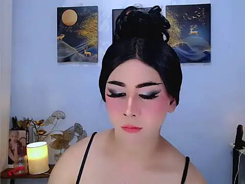 Bini_Red live cam preview