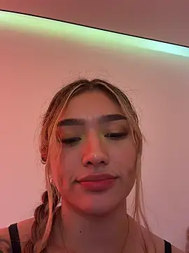 Ariannaa_1 webcam