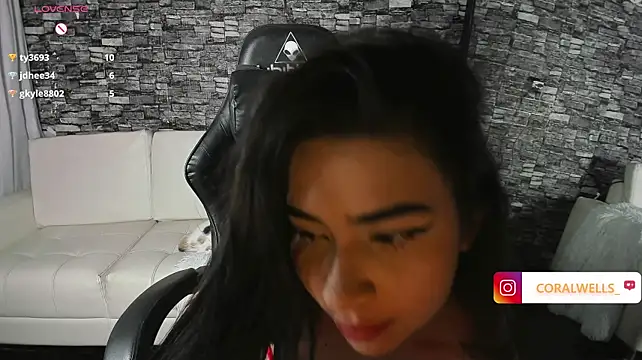 Angelly_