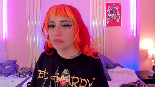 psychodoll_11 live cam on StripChat