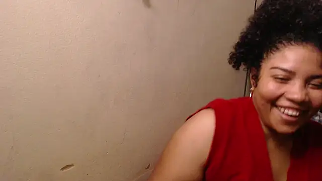 MadySweet webcam stripchat model stream image