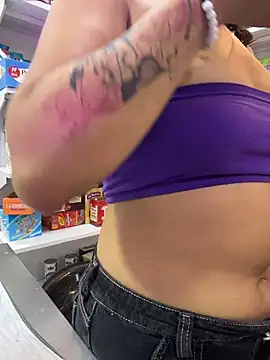 alana_king7