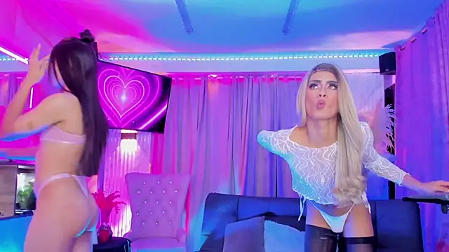 Queens_Wonders_Blonders