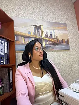 Nox_Vixen live cam on StripChat
