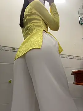 NINA2102