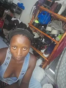 Finepetite webcam stripchat model stream image