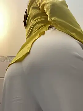 NINA2102 live cam preview