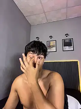 Leo_Savage_ live cam on StripChat