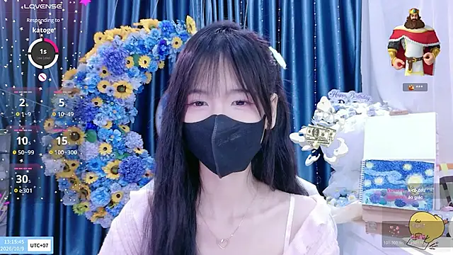 Your-Sunshinee webcam stripchat model stream image