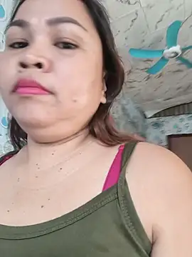 Sweetlorie_83 webcam