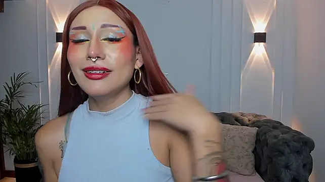 auravg live cam on StripChat